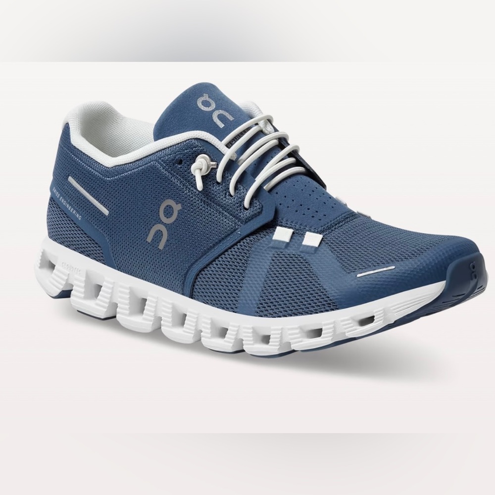 On Cloud 5 Running Shoes